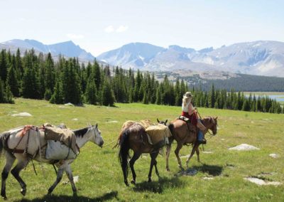 drop-pack-trip-mountains-wyoming